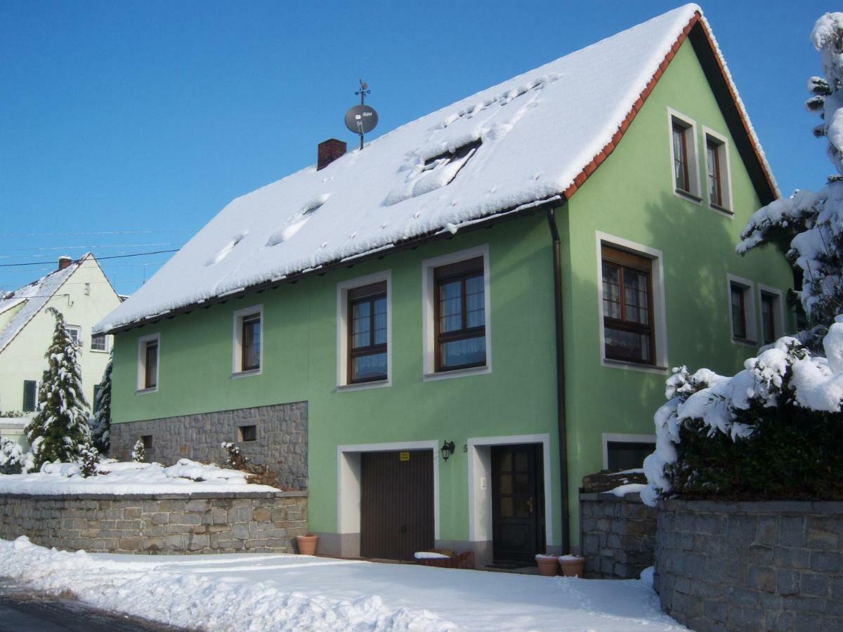 Crostwitz Ferienwohnung "An Der St. Ludmila" מראה חיצוני תמונה